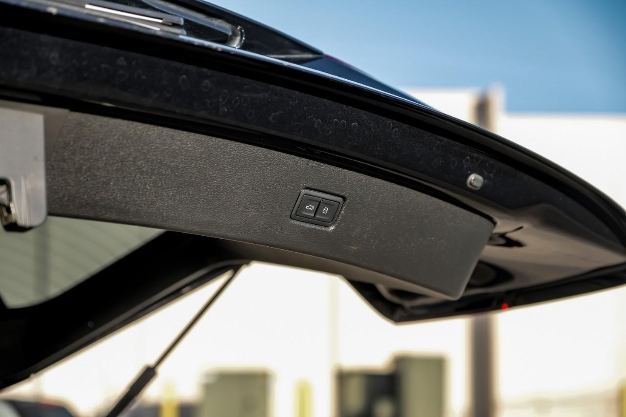 Audi Q7 Vehicle Main Gallery Image 79