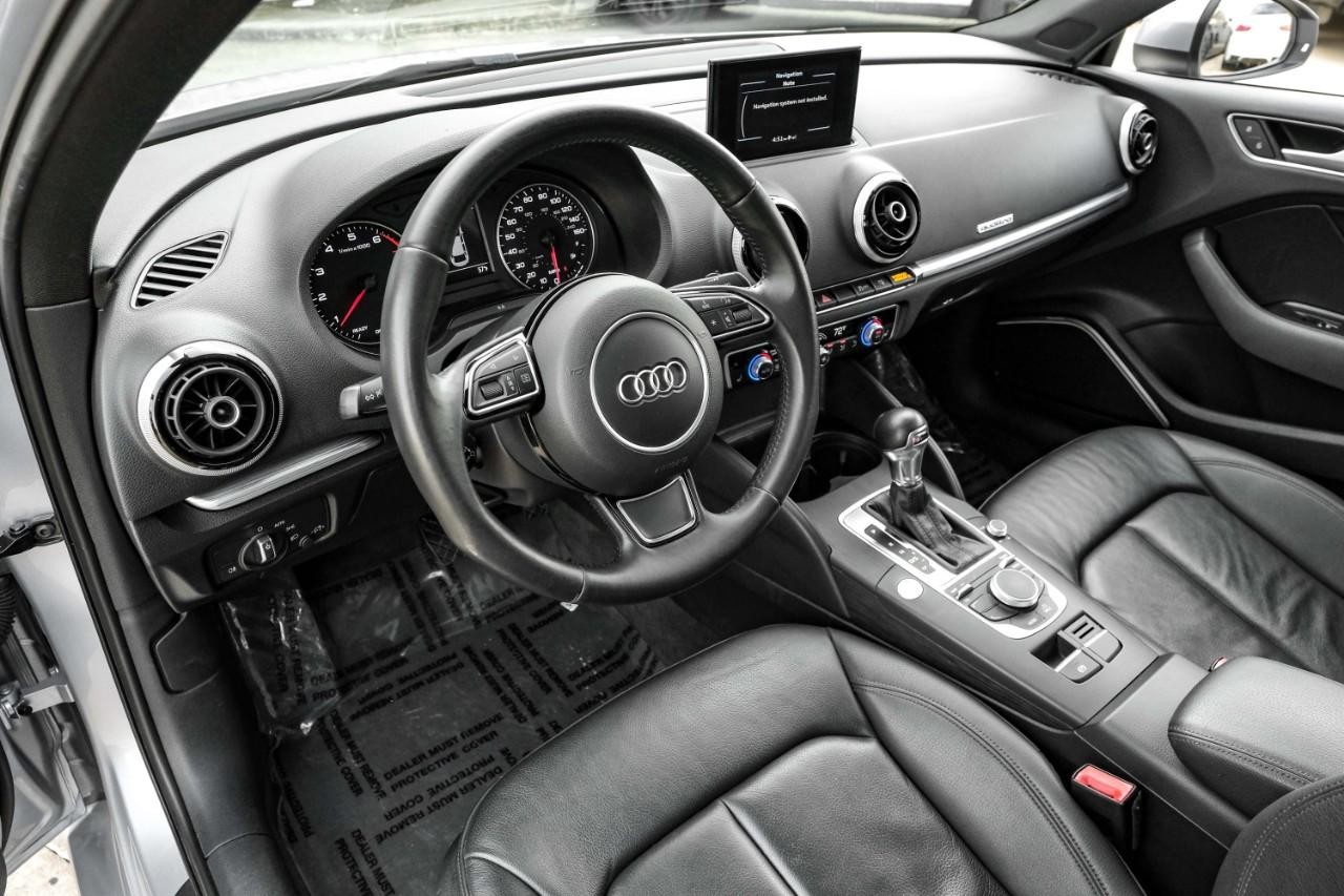 Audi A3 Vehicle Main Gallery Image 03