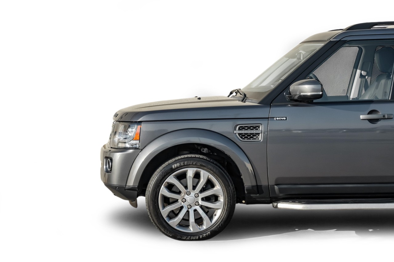 Land Rover LR4 Vehicle Main Gallery Image 13