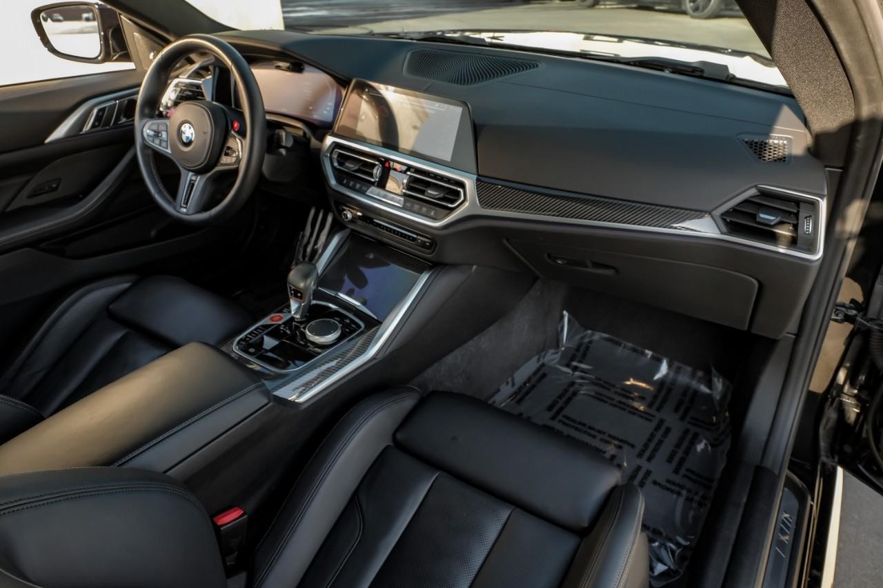 BMW M4 Vehicle Main Gallery Image 14