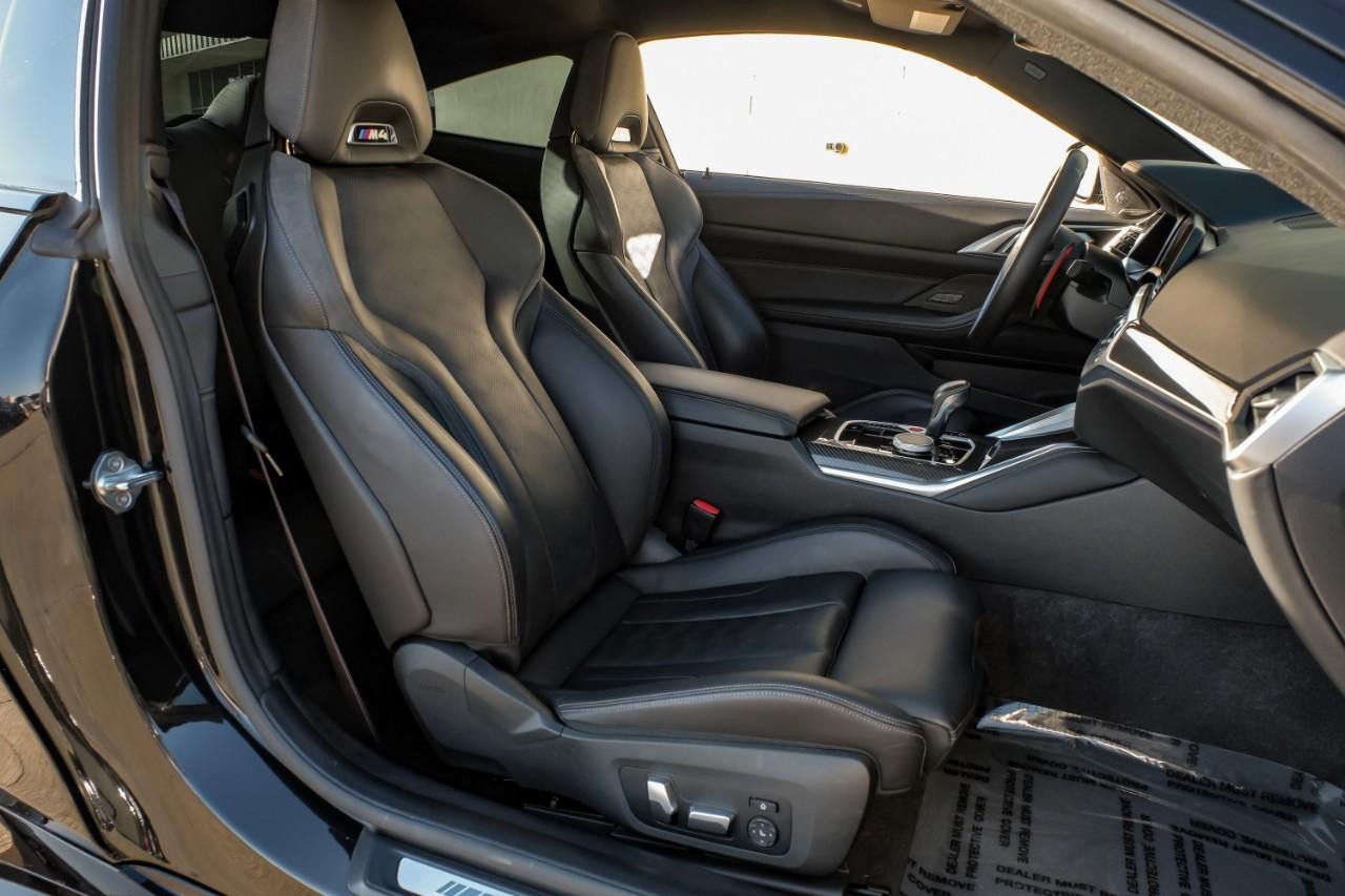 BMW M4 Vehicle Main Gallery Image 36