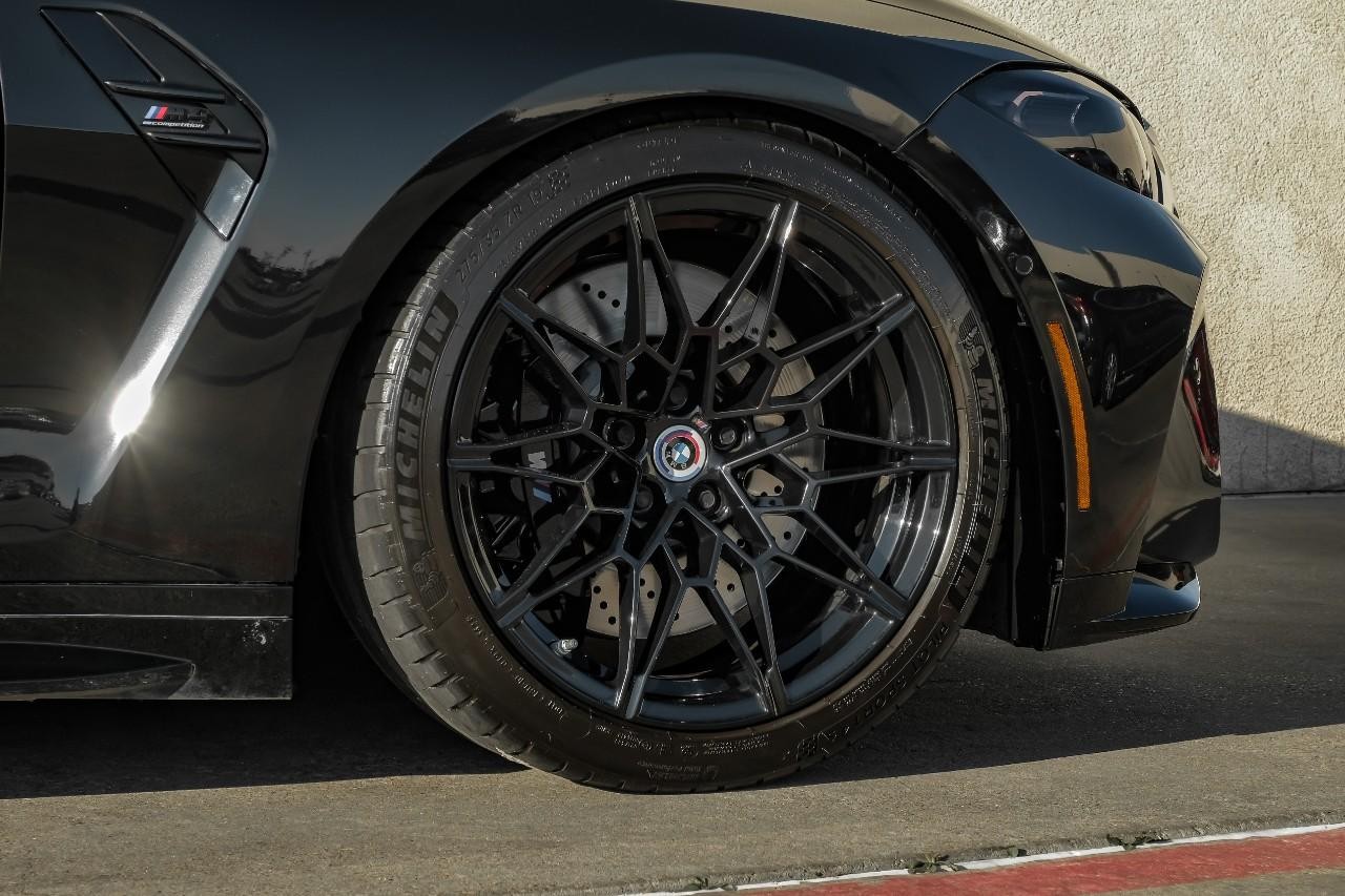 BMW M4 Vehicle Main Gallery Image 58