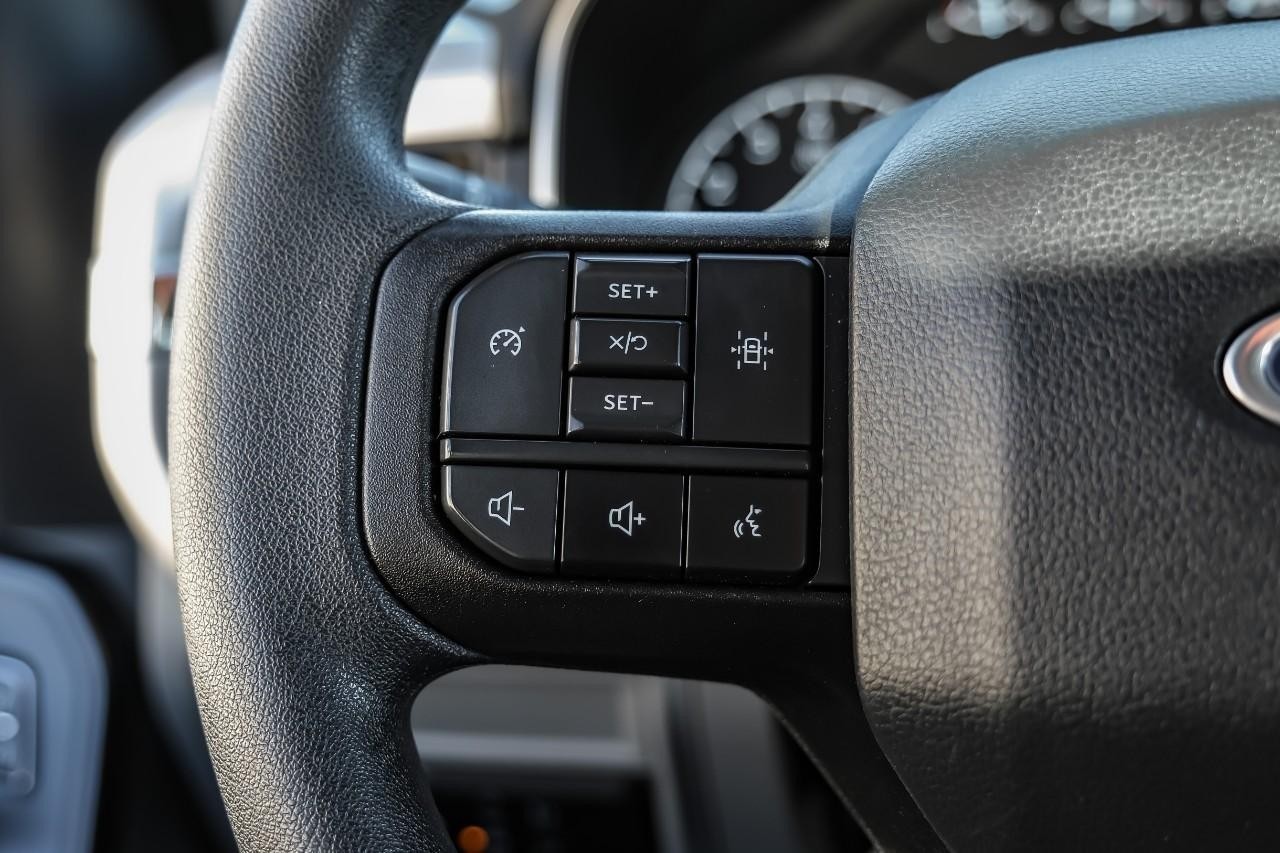 Ford F-150 Vehicle Main Gallery Image 16