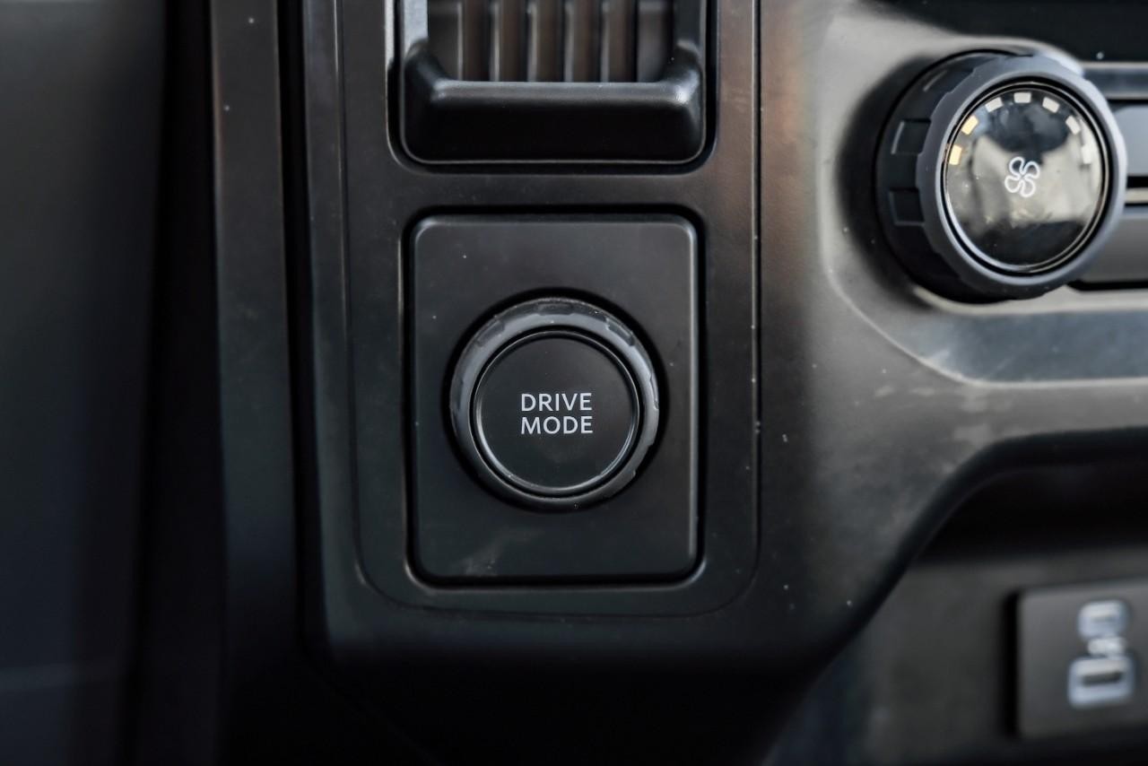 Ford F-150 Vehicle Main Gallery Image 23