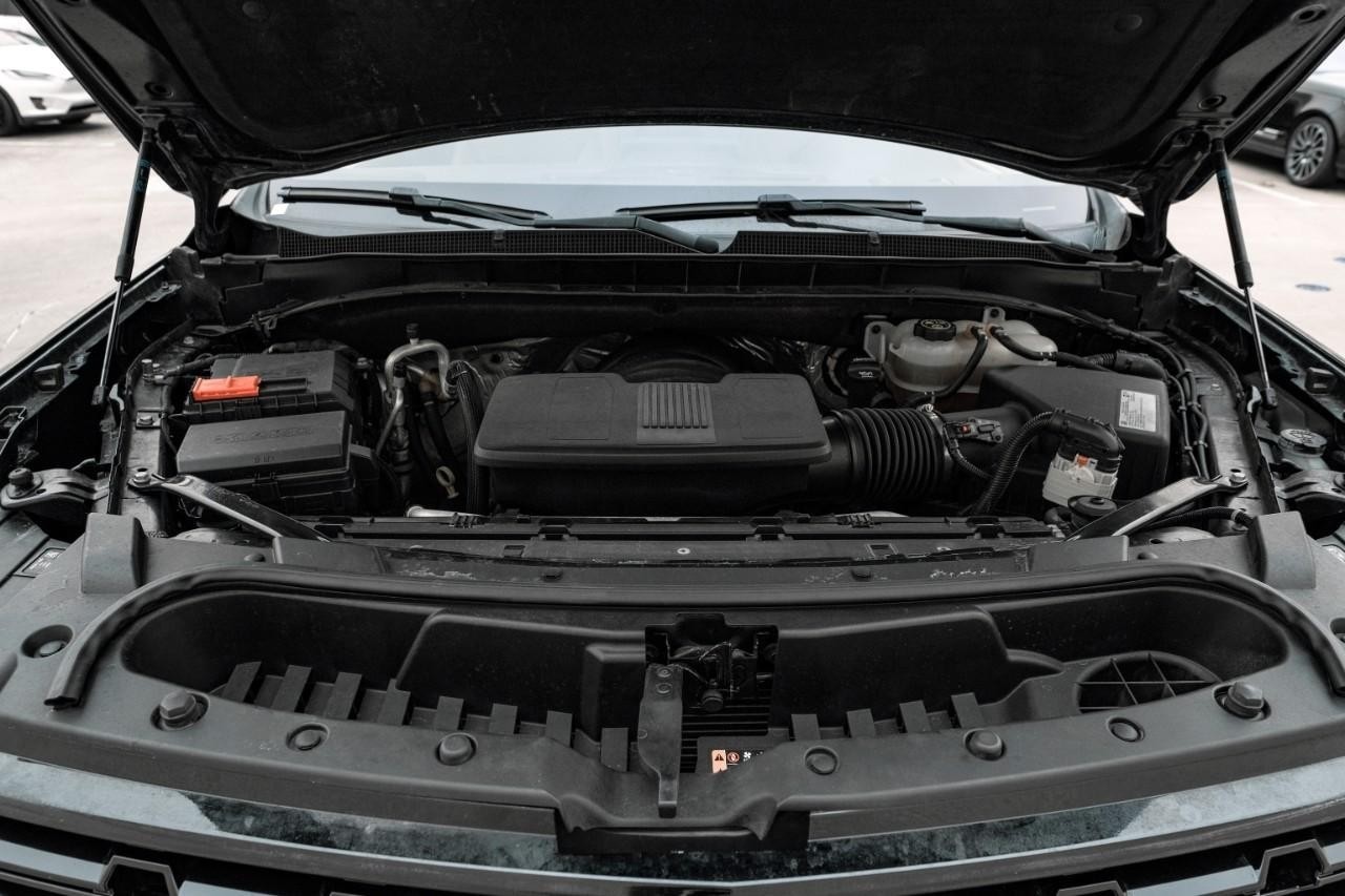 Chevrolet Suburban Vehicle Main Gallery Image 47