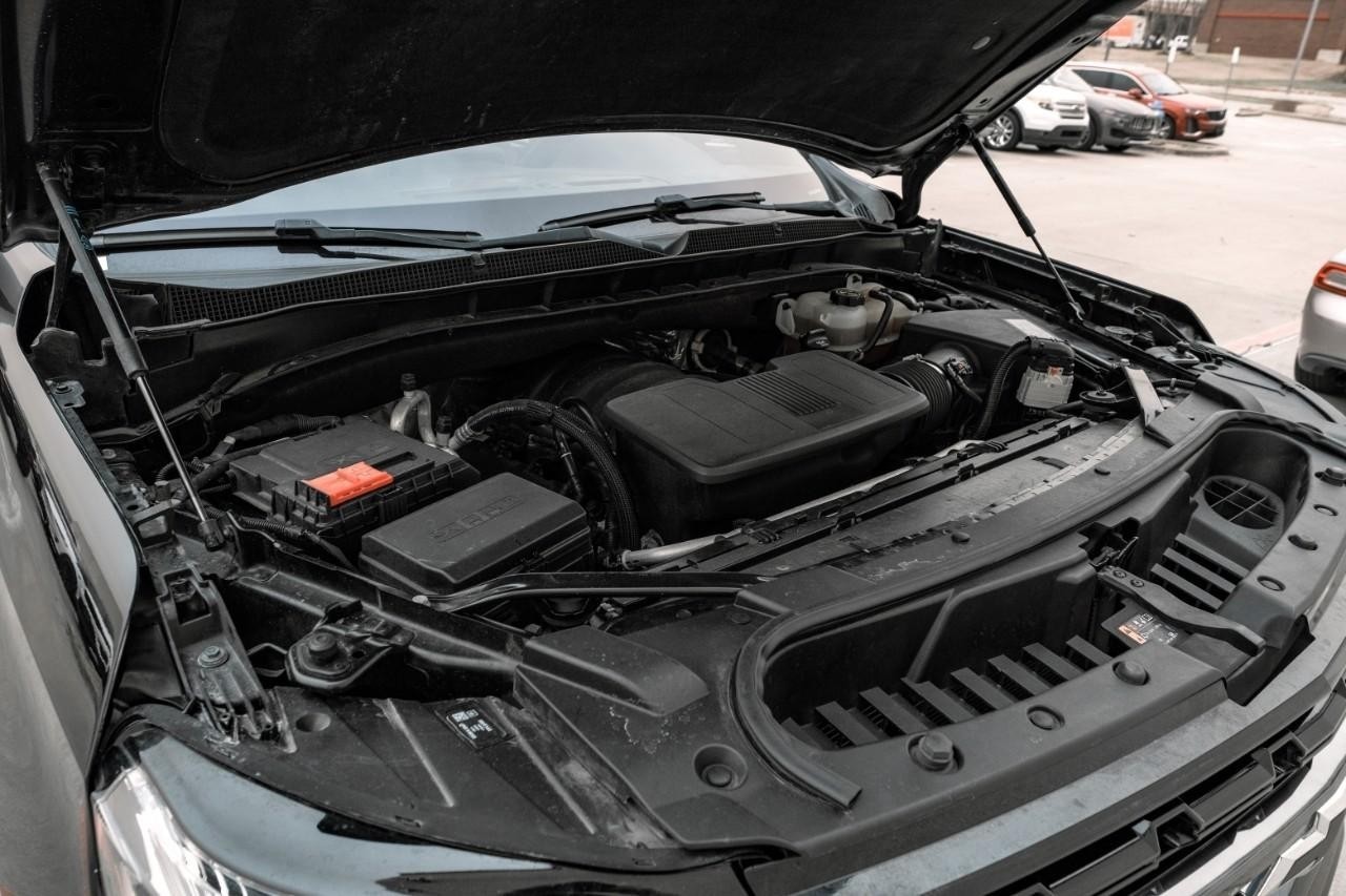 Chevrolet Suburban Vehicle Main Gallery Image 48