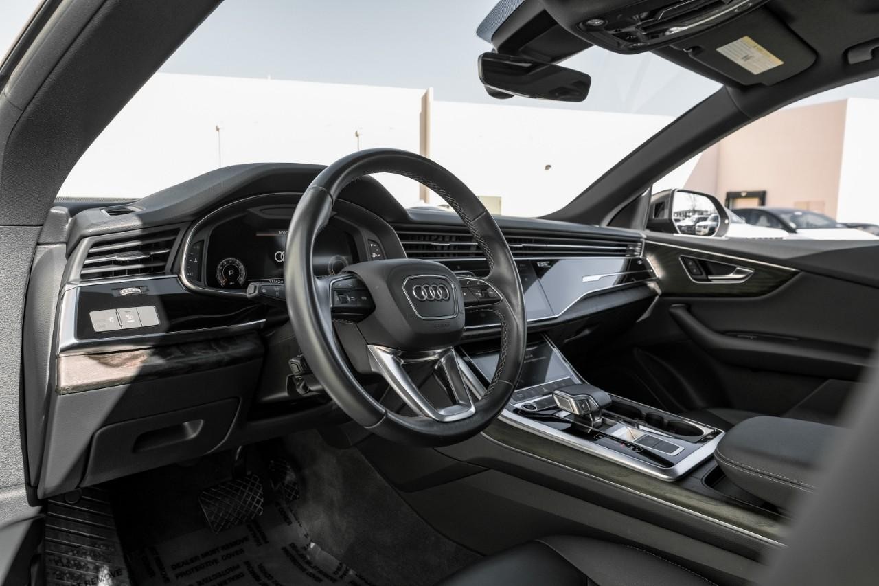 Audi Q8 Vehicle Main Gallery Image 03