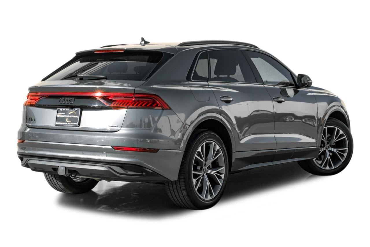 Audi Q8 Vehicle Main Gallery Image 09