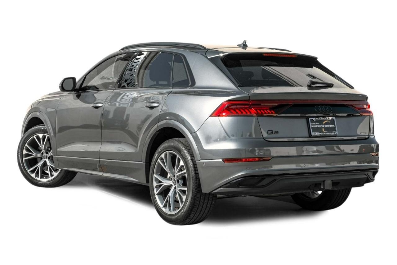 Audi Q8 Vehicle Main Gallery Image 11