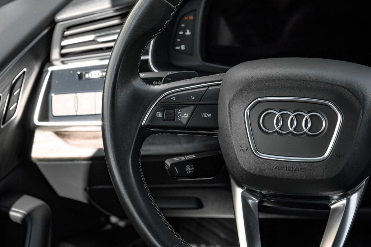Audi Q8 Vehicle Main Gallery Image 16