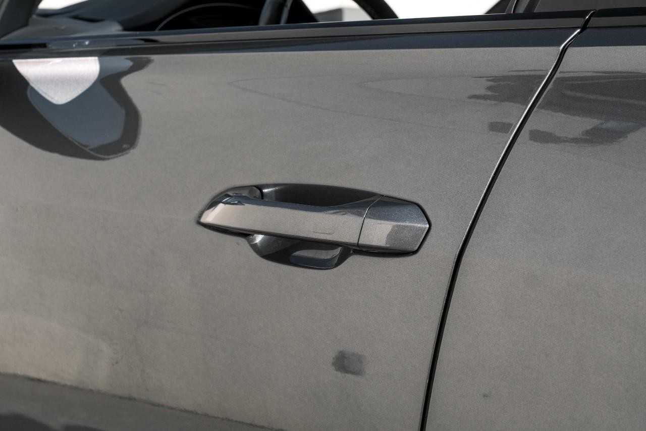 Audi Q8 Vehicle Main Gallery Image 35