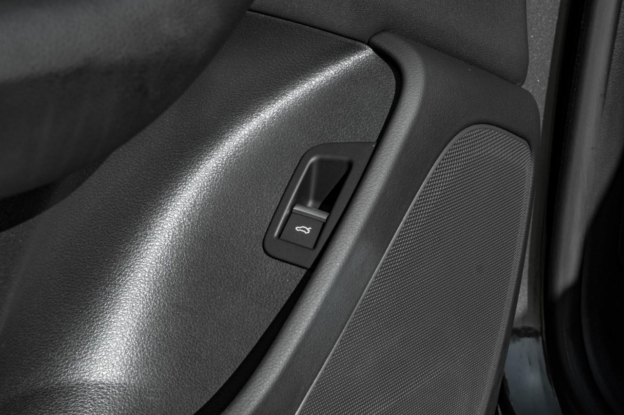 Audi Q8 Vehicle Main Gallery Image 40