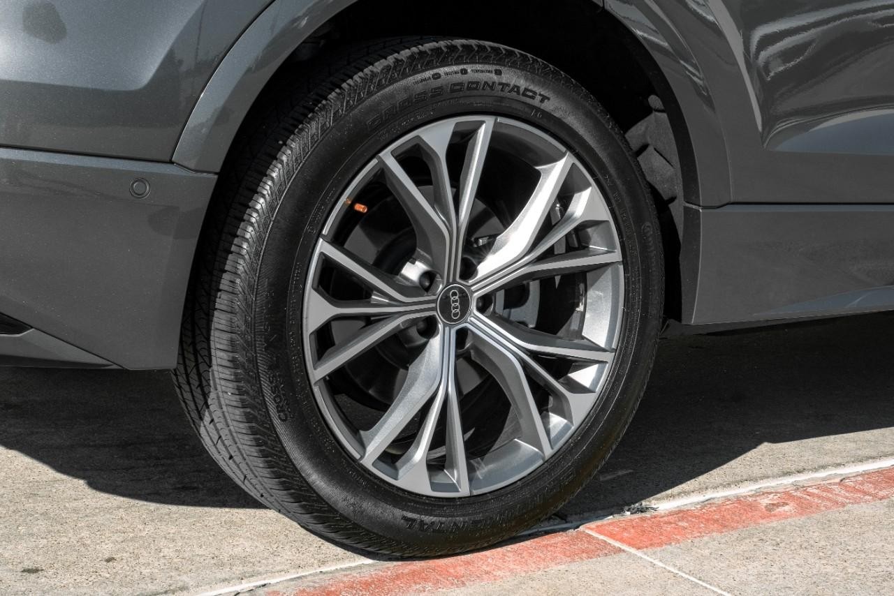 Audi Q8 Vehicle Main Gallery Image 50