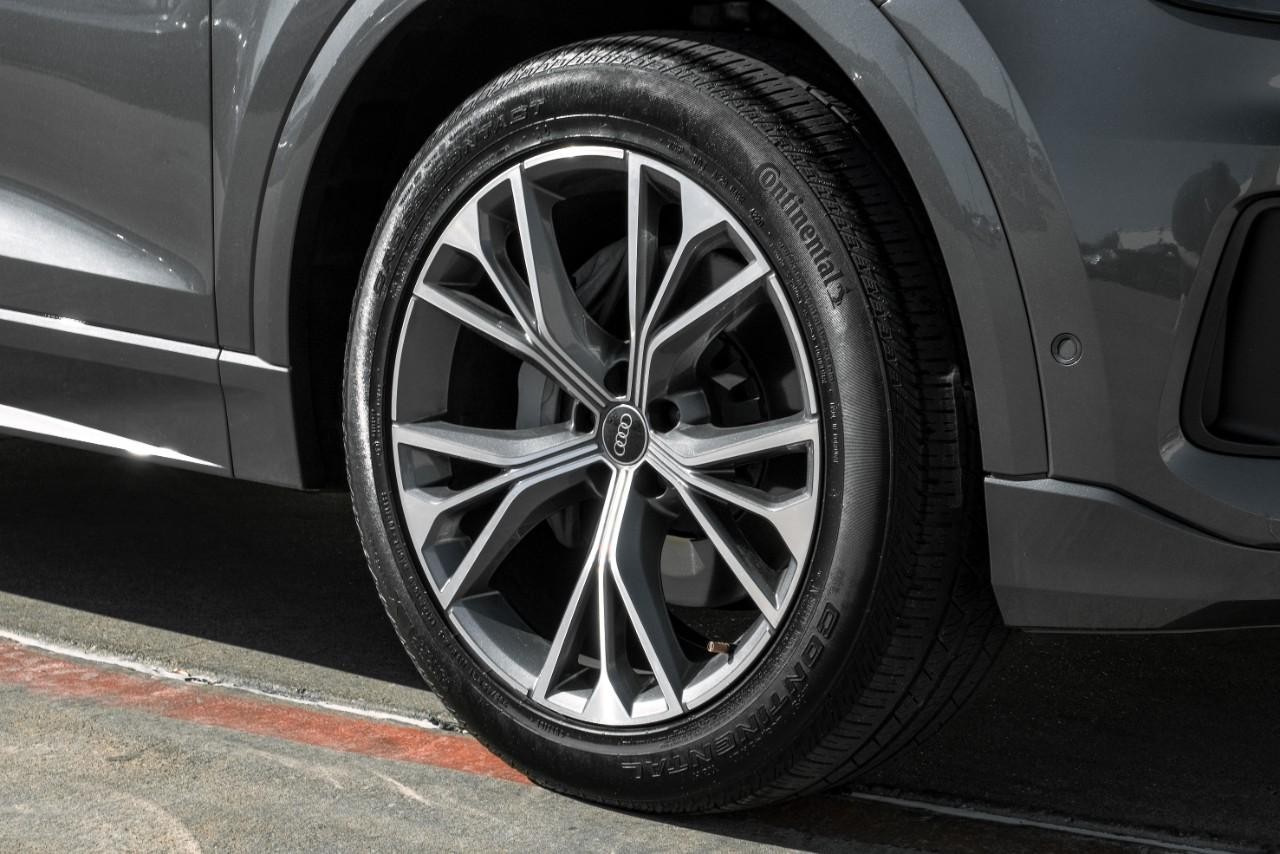 Audi Q8 Vehicle Main Gallery Image 51