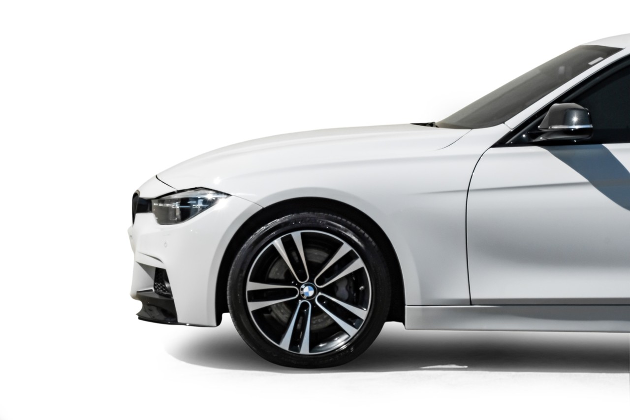 BMW 3 Series Vehicle Main Gallery Image 15
