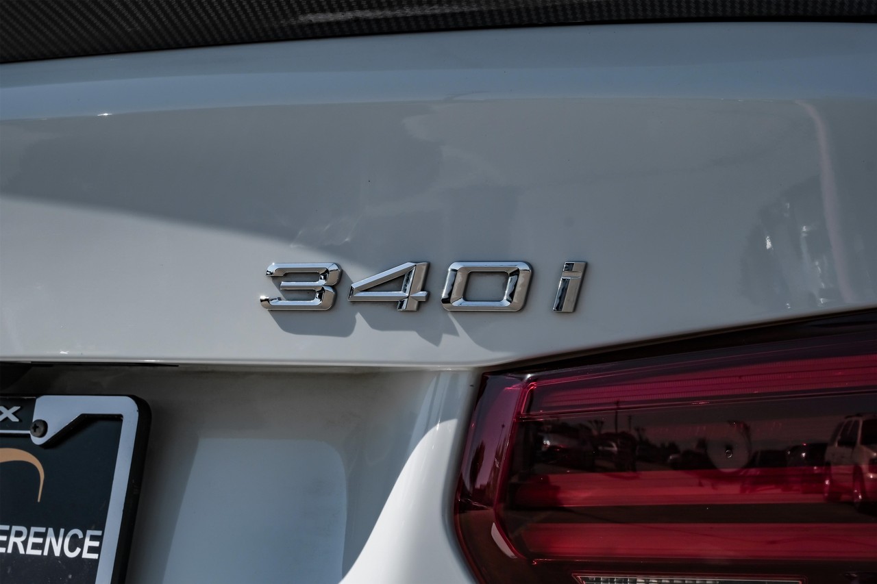 BMW 3 Series Vehicle Main Gallery Image 53