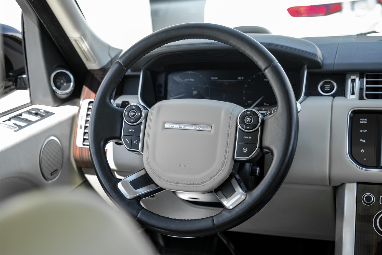 Land Rover Range Rover Vehicle Main Gallery Image 15