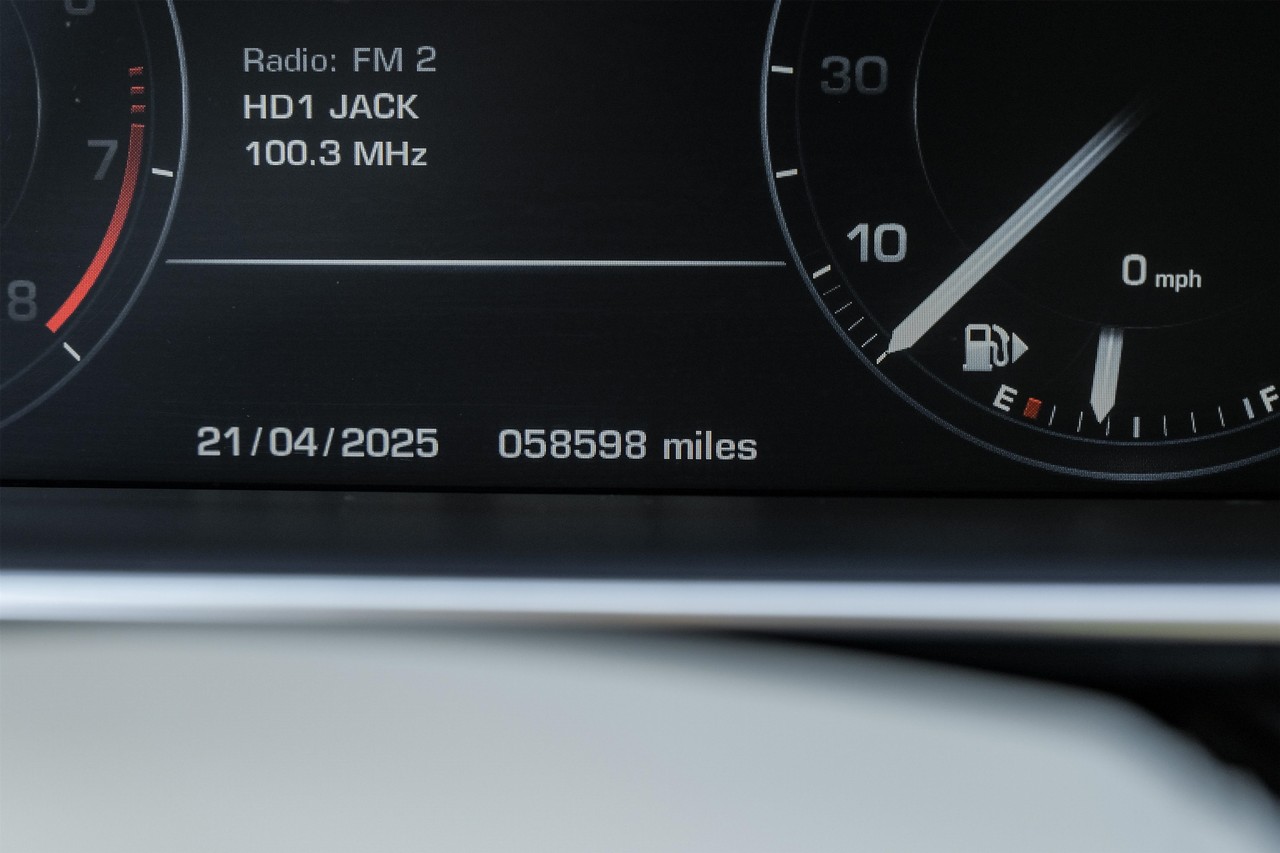 Land Rover Range Rover Vehicle Main Gallery Image 19