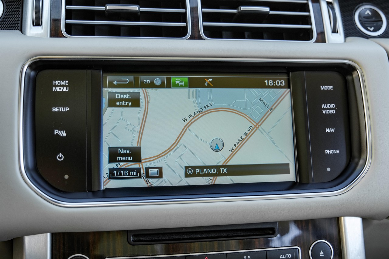 Land Rover Range Rover Vehicle Main Gallery Image 21