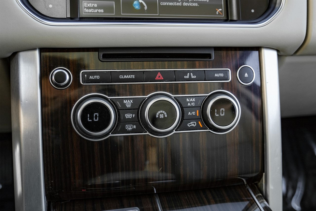 Land Rover Range Rover Vehicle Main Gallery Image 25