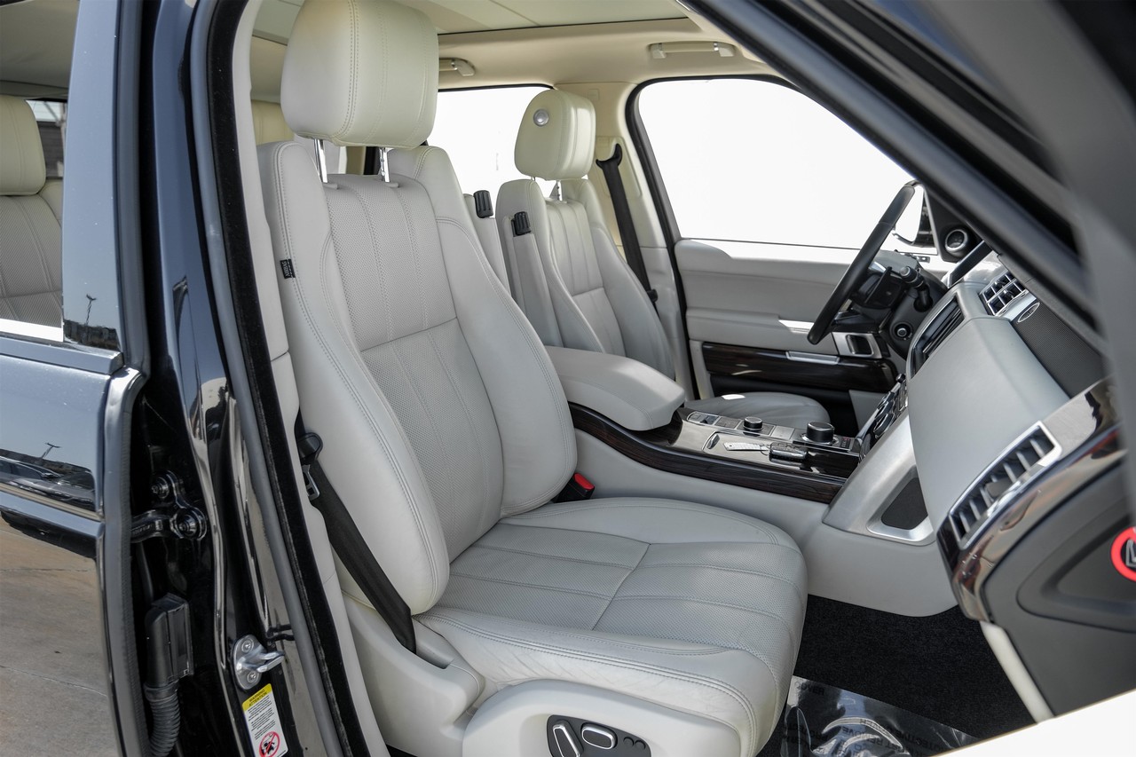 Land Rover Range Rover Vehicle Main Gallery Image 31