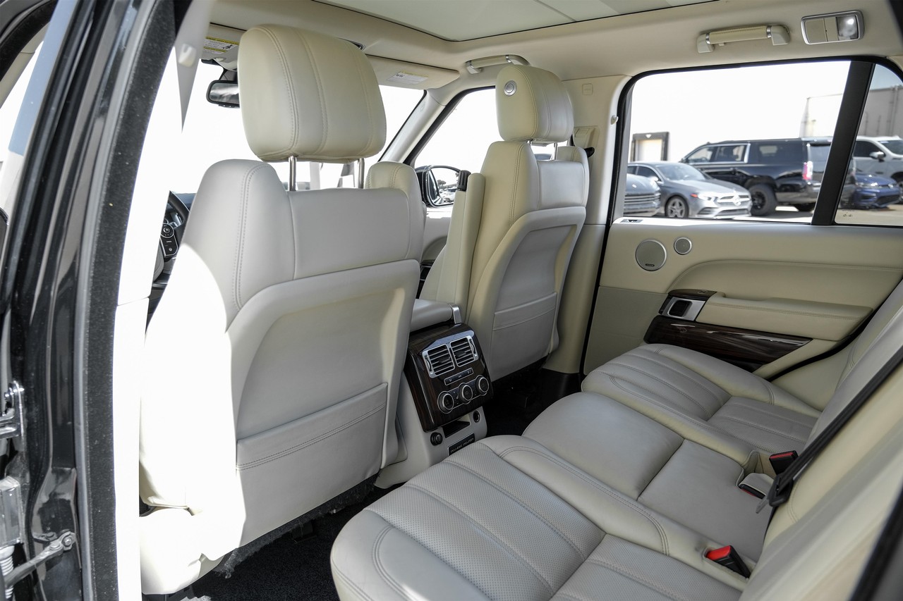 Land Rover Range Rover Vehicle Main Gallery Image 35