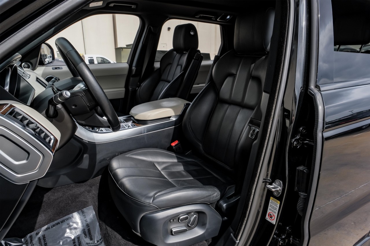 Land Rover Range Rover Sport Vehicle Main Gallery Image 04