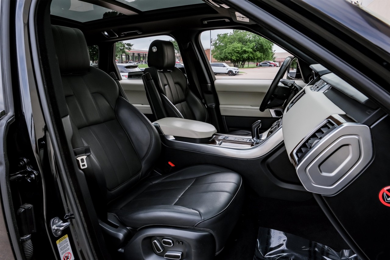 Land Rover Range Rover Sport Vehicle Main Gallery Image 31