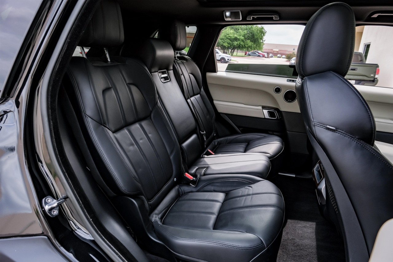 Land Rover Range Rover Sport Vehicle Main Gallery Image 32