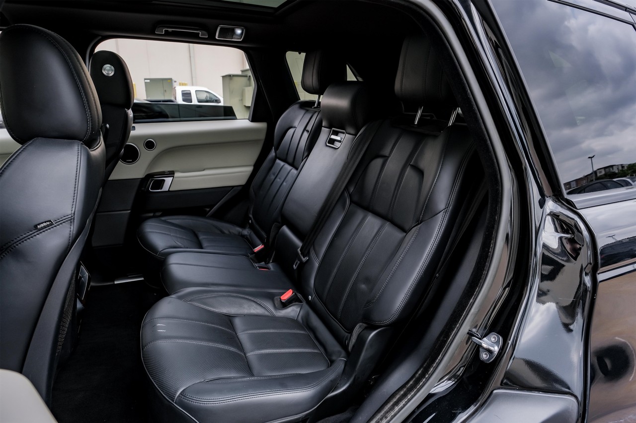 Land Rover Range Rover Sport Vehicle Main Gallery Image 35