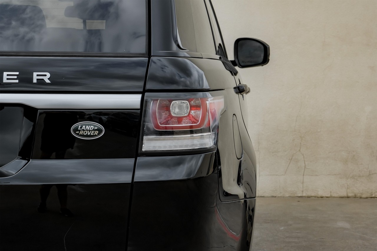 Land Rover Range Rover Sport Vehicle Main Gallery Image 45