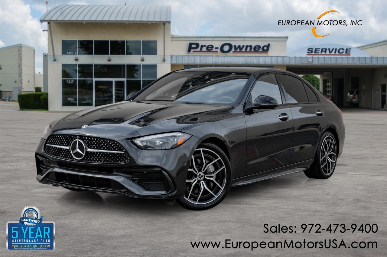 Mercedes-Benz C-Class Vehicle Main Gallery Image 01