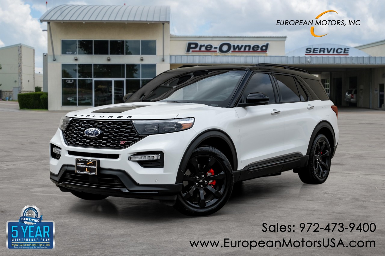 Ford Explorer Vehicle Main Gallery Image 01
