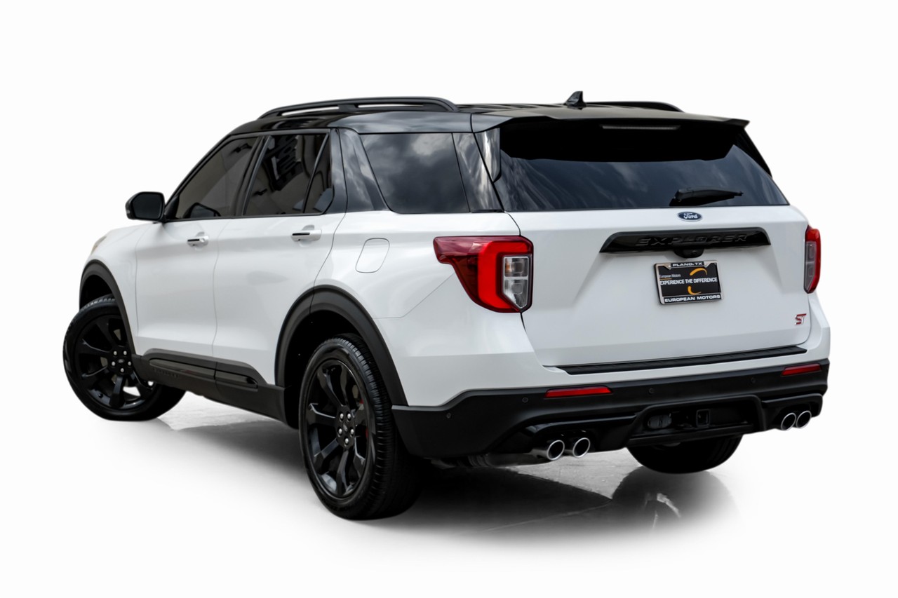 Ford Explorer Vehicle Main Gallery Image 11