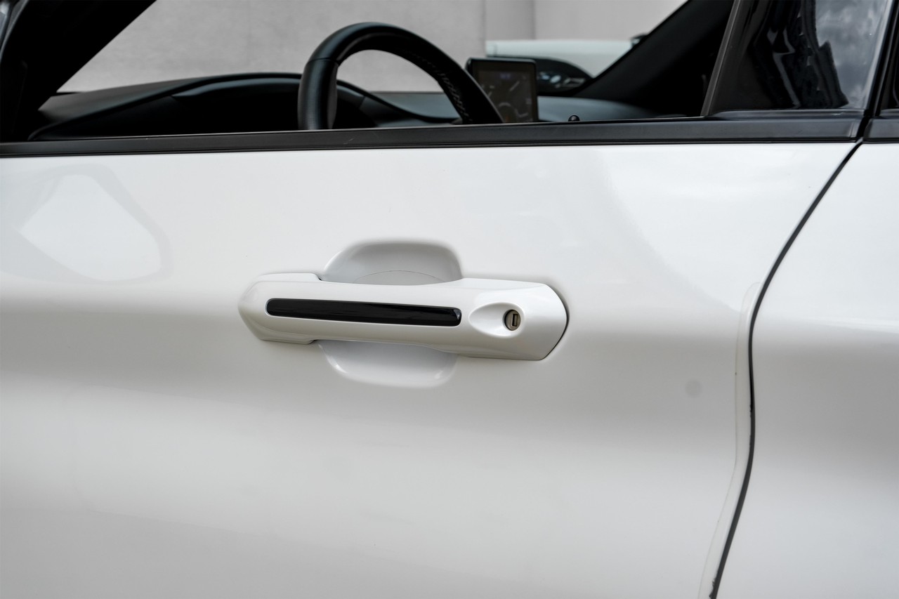 Ford Explorer Vehicle Main Gallery Image 39