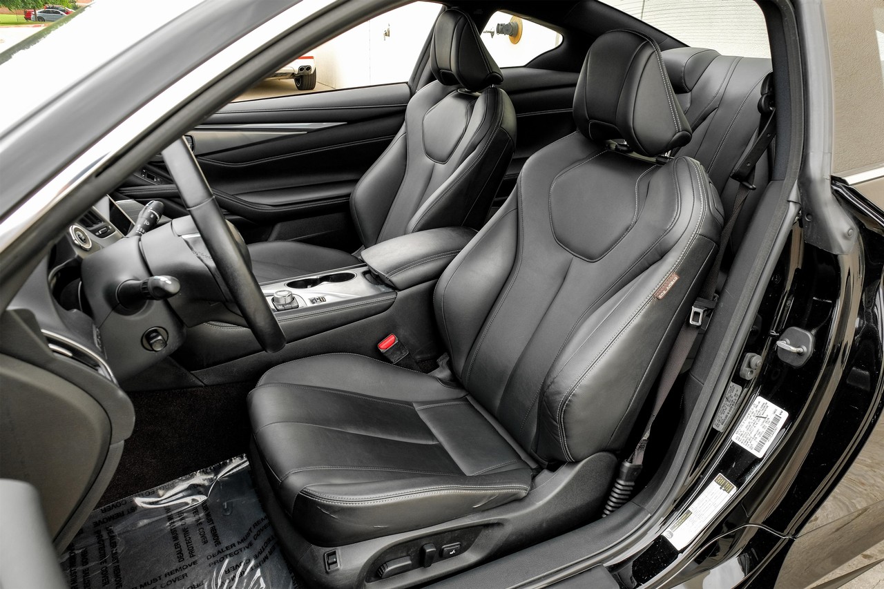 INFINITI Q60 Vehicle Main Gallery Image 04