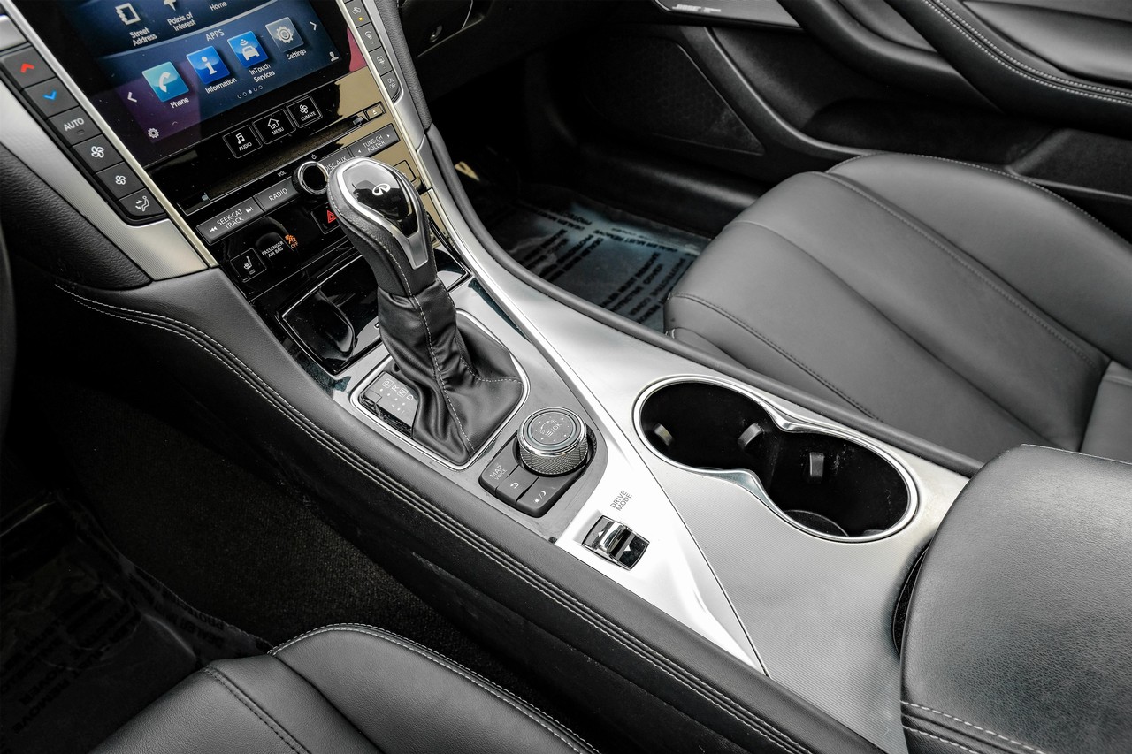 INFINITI Q60 Vehicle Main Gallery Image 23