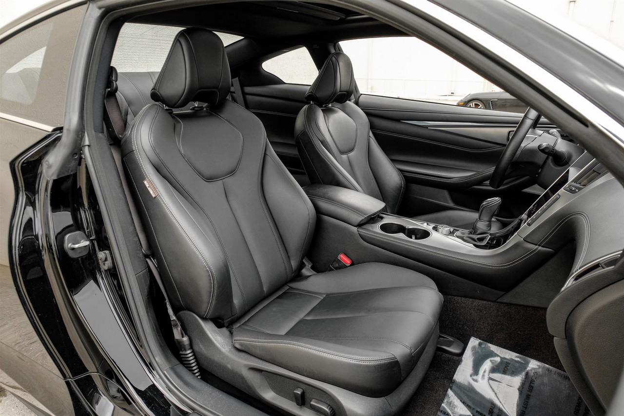 INFINITI Q60 Vehicle Main Gallery Image 29