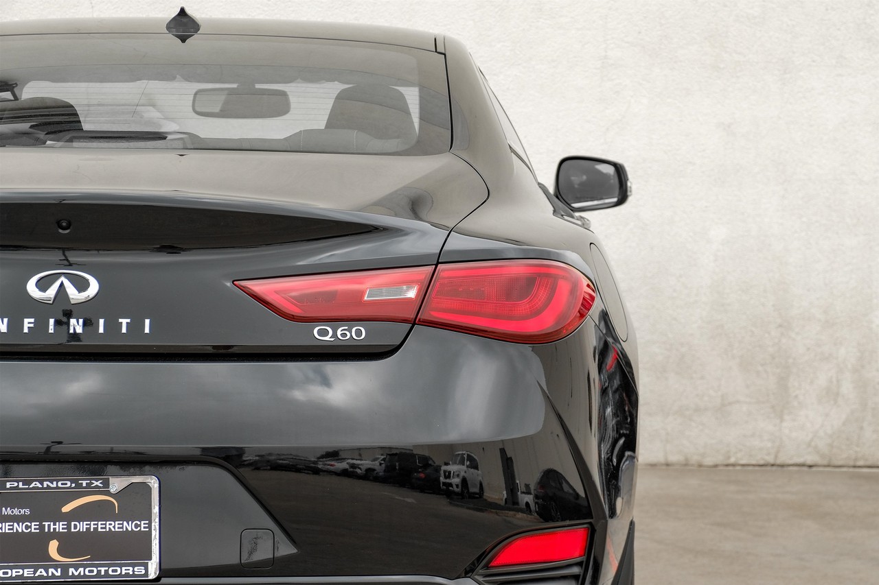 INFINITI Q60 Vehicle Main Gallery Image 38