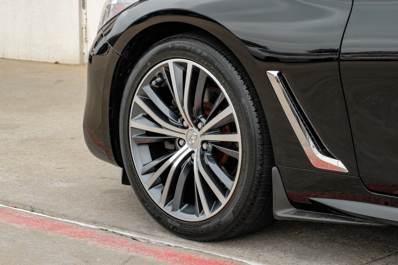 INFINITI Q60 Vehicle Main Gallery Image 43