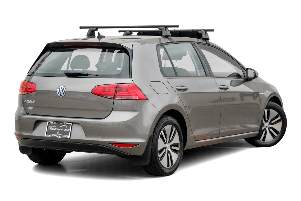 Volkswagen e-Golf Vehicle Main Gallery Image 08