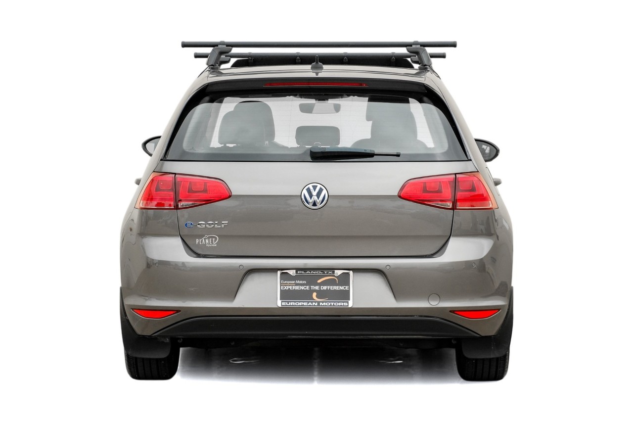 Volkswagen e-Golf Vehicle Main Gallery Image 09