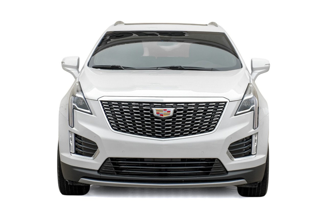 Cadillac XT5 Vehicle Main Gallery Image 06