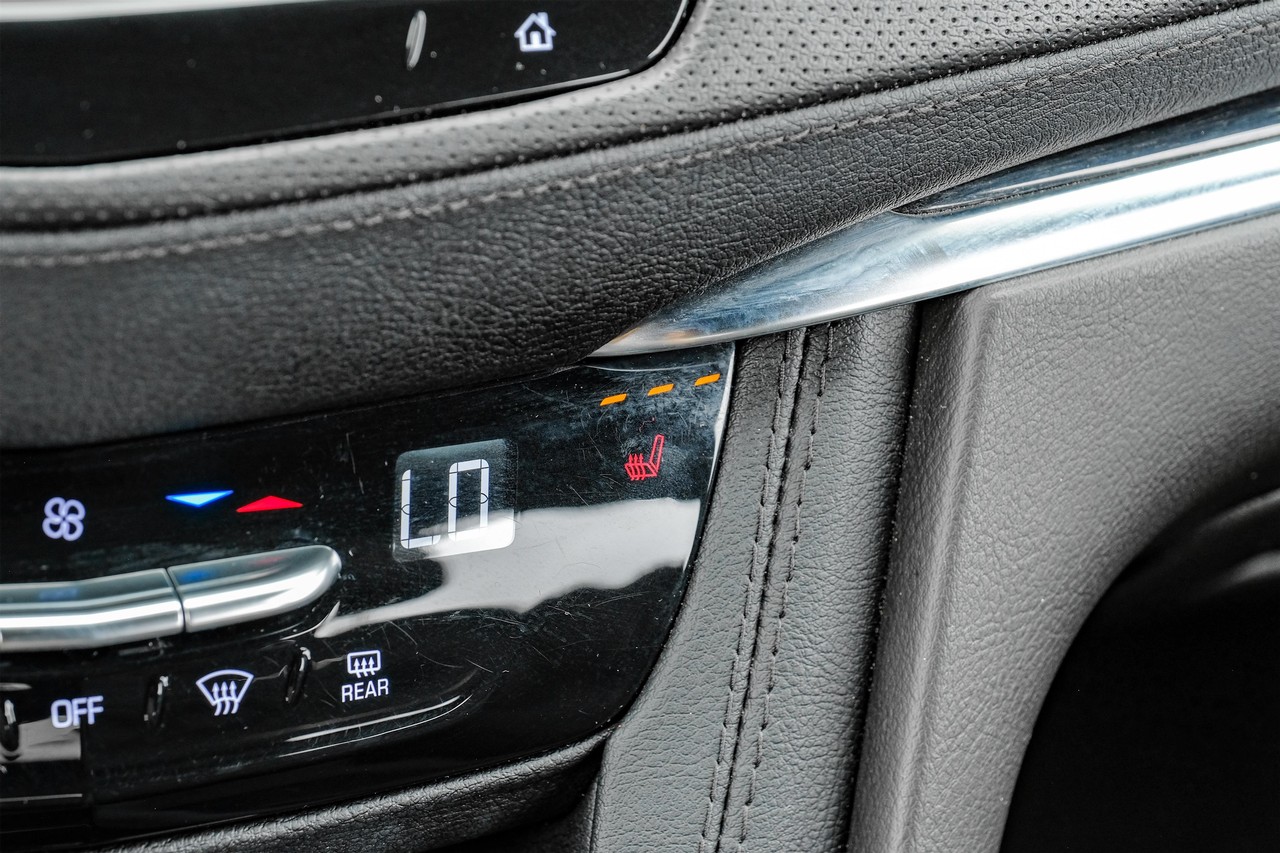 Cadillac XT5 Vehicle Main Gallery Image 27