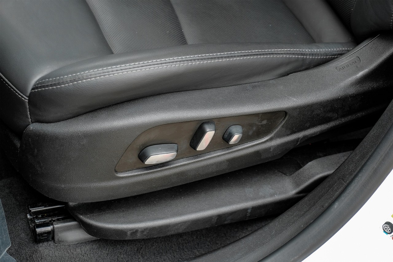 Cadillac XT5 Vehicle Main Gallery Image 29