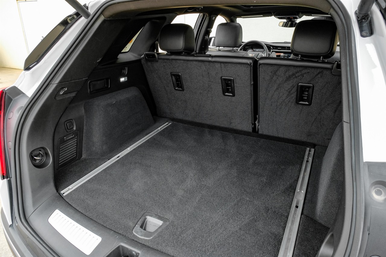 Cadillac XT5 Vehicle Main Gallery Image 44
