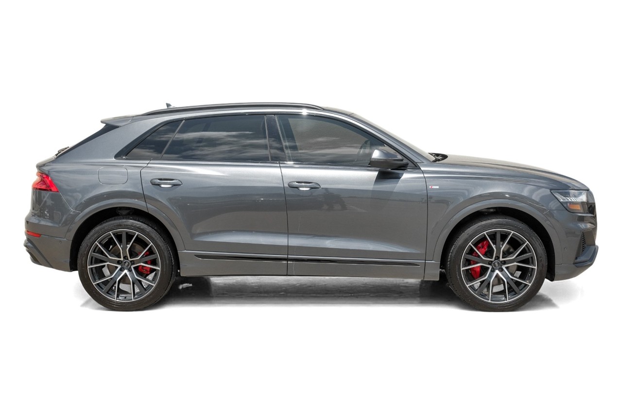 Audi Q8 Vehicle Main Gallery Image 08