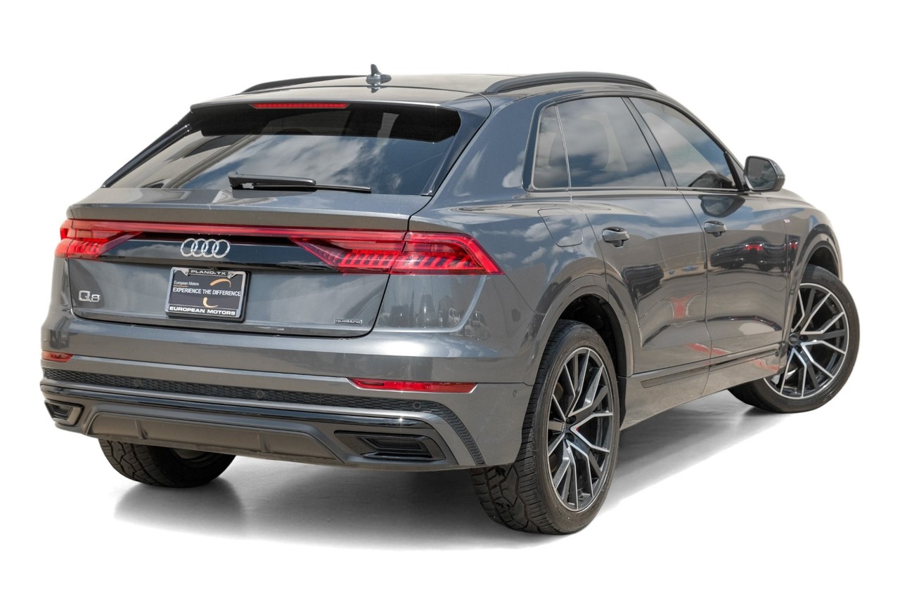 Audi Q8 Vehicle Main Gallery Image 09