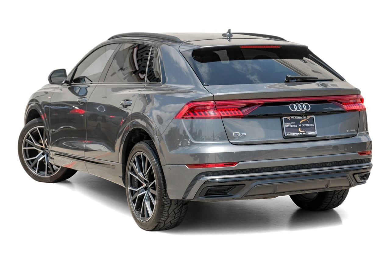 Audi Q8 Vehicle Main Gallery Image 11