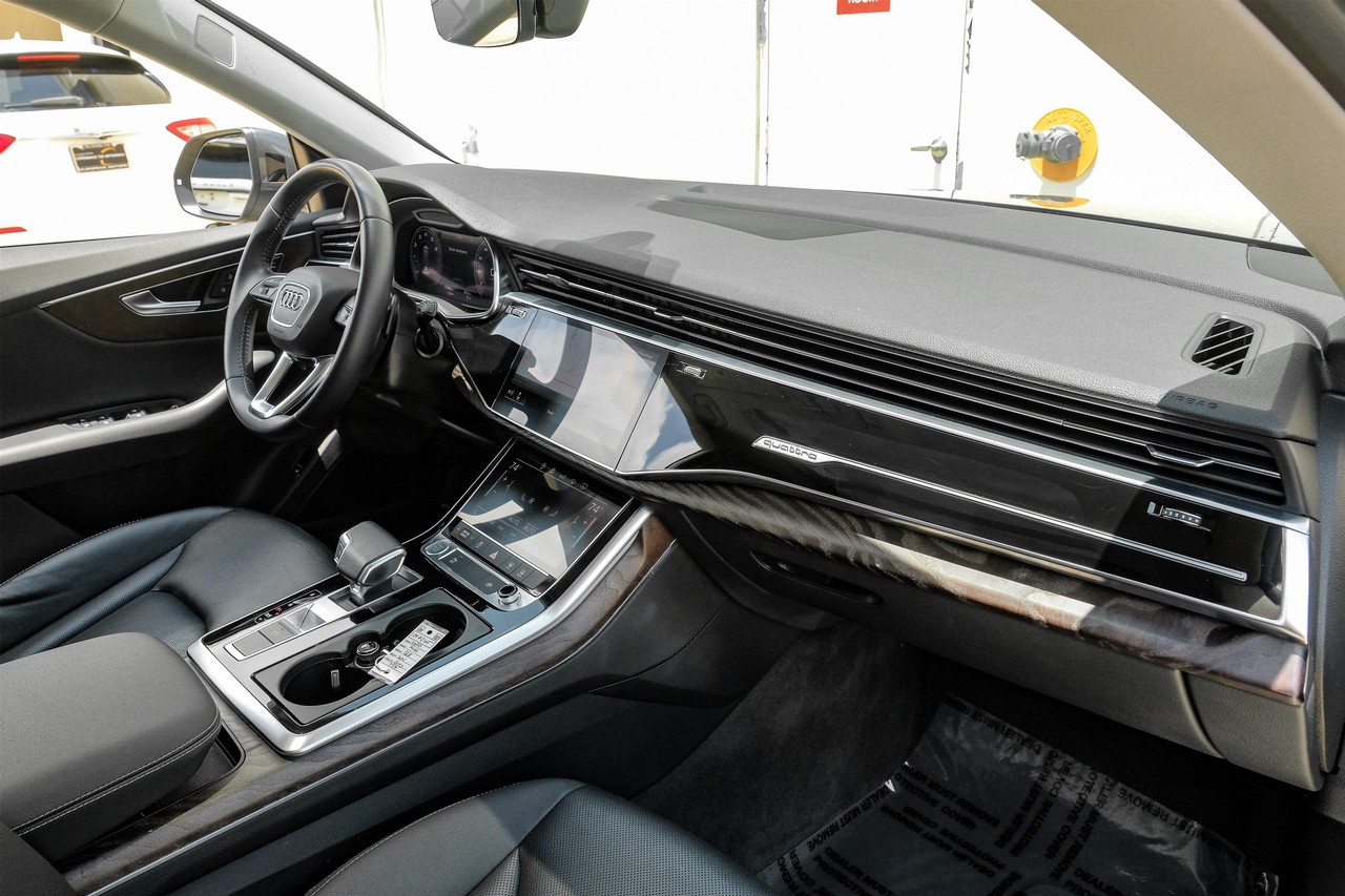 Audi Q8 Vehicle Main Gallery Image 13